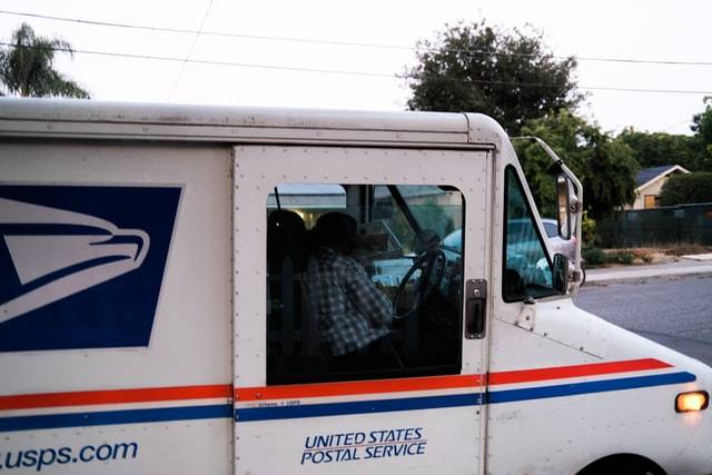 does-usps-deliver-on-saturday-postal-guidance